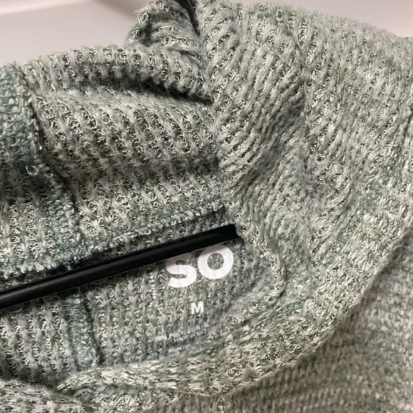 Sweaters SO - Picture 2 of 4